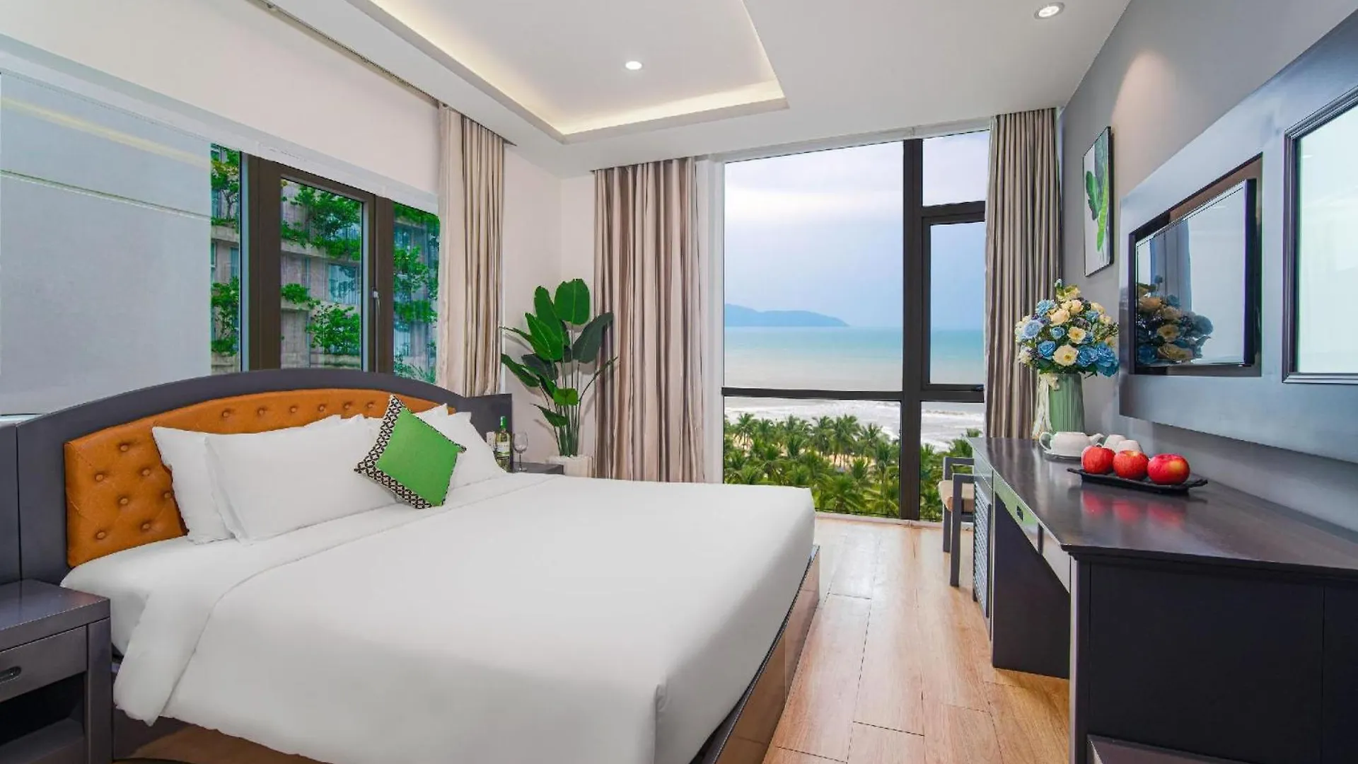 Chill Place Hotel 다낭 4*,