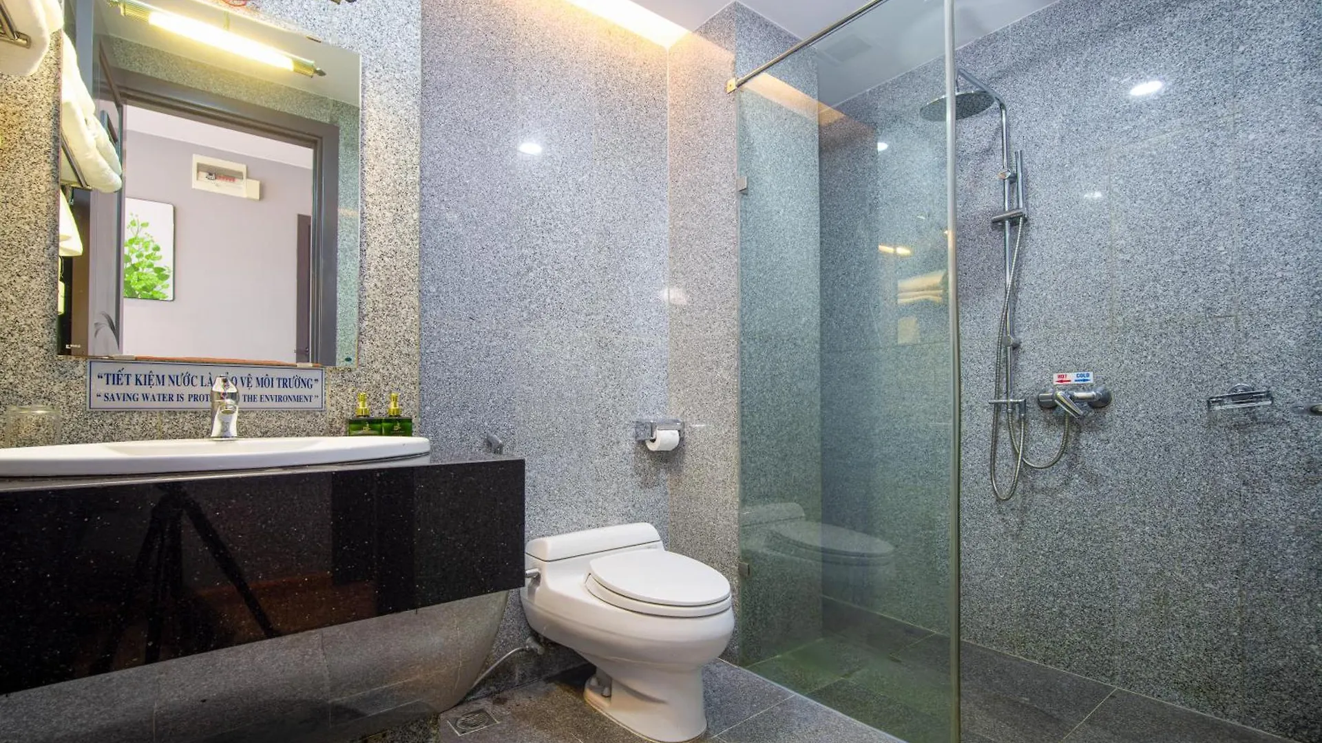 Chill Place Hotel Da Nang Vietnam